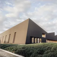 Toronto’s Multi-Function Paramedic Station Render, a new healthcare infrastructure constructed by Pomerleau in Ontario.