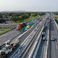Construction of the REM project, a public transport project by Pomerleau showing the company's expertise in the construction of transport infrastructure