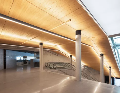 Nouveaul pavillon de l'Oratoire Saint-Joseph à Montréal construit par Pomerleau