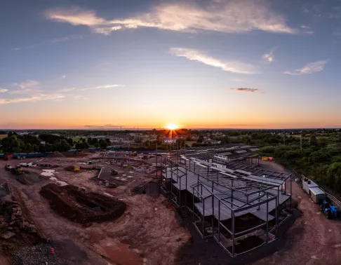 Sur le chantier du centre de soins de longue durée Roger Bacon à Amherst (Nouvelle-Écosse)