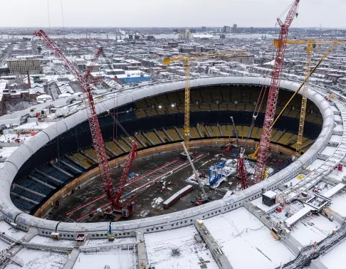 Remplacement de la toiture du Stade olympique de Montréal par le consortium formé de Pomerleau et Canam