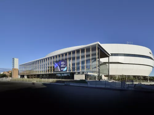 videotron,QC city,building