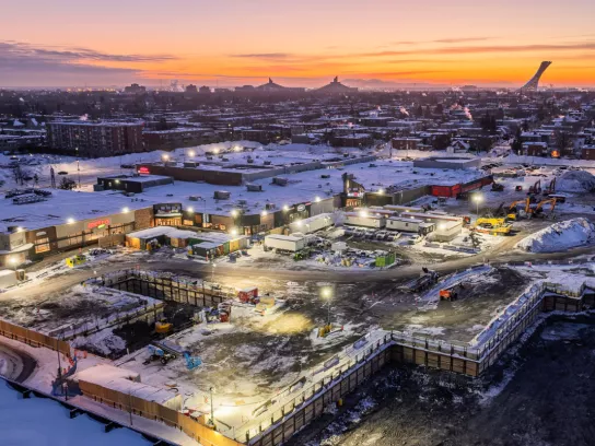 Chantier du prolongement de la ligne bleue des stations de métro de la STM de Montréal par Pomerleau