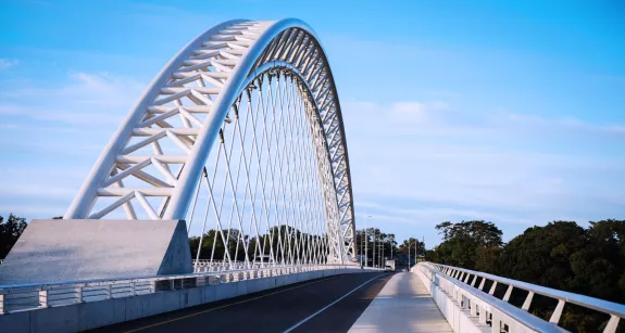 Replacement of the Burgoyne Bridge in Ontario, an example of Pomerleau's expertise in the Civil and Infrastructure Sector
