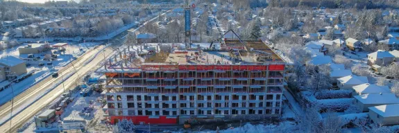 The construction site of the Mellem Manoir-des-Trembles in Gatineau, Quebec, an example of a residential construction project built by Pomerleau.