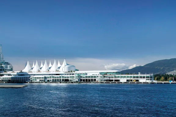 Rehabiliation of the 24K East Promenade of the Canada Place in Vancouver in British Columbia by Pomerleau.