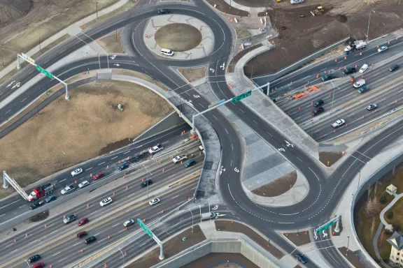 Échangeur autoroutier, avenue Flanders