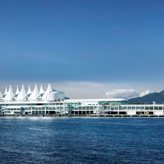 Rehabiliation of the 24K East Promenade of the Canada Place in Vancouver in British Columbia by Pomerleau.