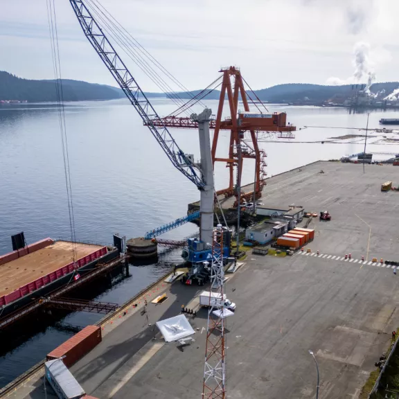 The Duke Point Terminal Expansion project in Nanaimo on Vancouver Island in British Columbia constructed by Pomerleau | Le projet d'agrandissement du terminal de Duke Point à Nanaimo, sur l'île de Vancouver en Colombie-Britannique, réalisé par Pomerleau.