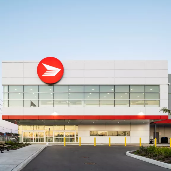 Canada Post Facility