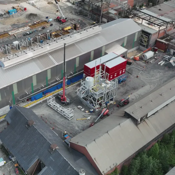 Construction d'une aluminerie spécialisée Rio Tinto au Saguenay-Lac-Saint-Jean par Pomerleau.