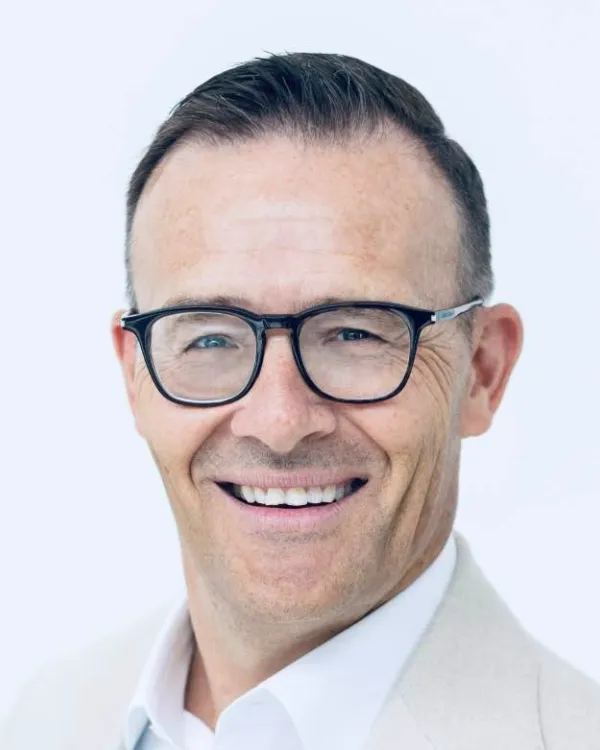 Guy Cormier, Administrateur dans le conseil d'administration de Pomerleau. | Guy Cormier, Director on the board of directors of Pomerleau.