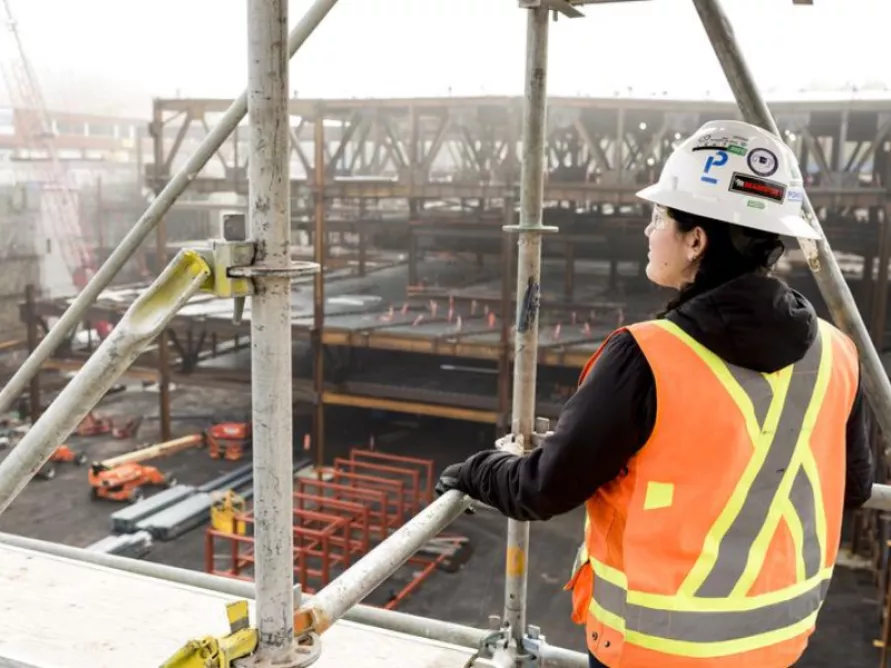 Construction of the new transit centre, in Montreal, Quebec, an example of public transport project by Pomerleau