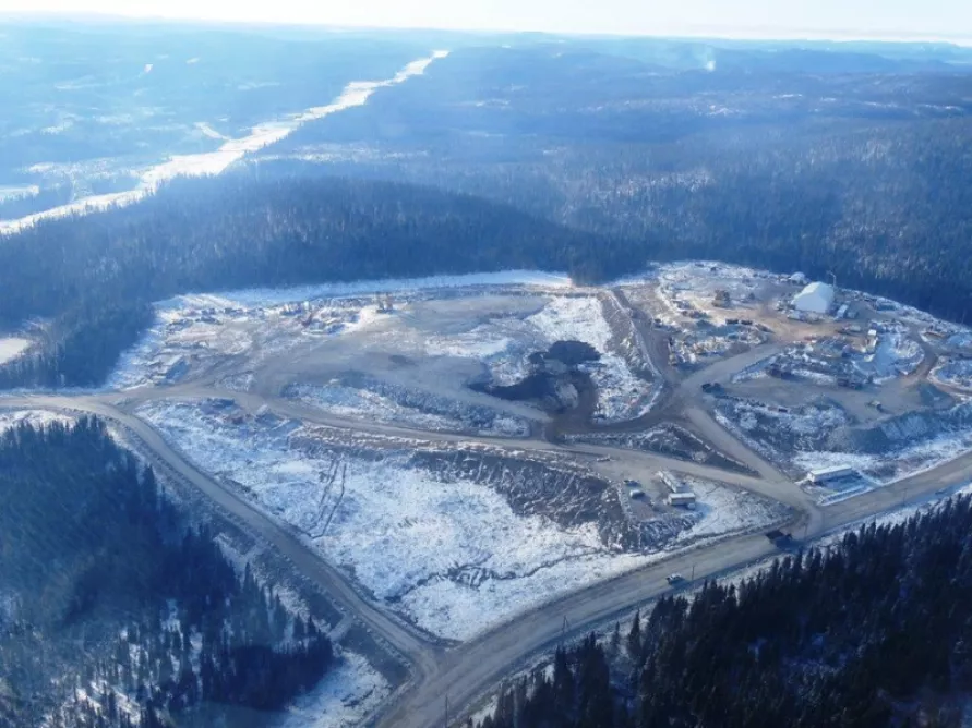 Excavation of La Romaine 4 Power Plant in Havre Saint-Pierre, Quebec, an example of Pomerleau's expertise in multidisciplinary projects in energy infrastucture