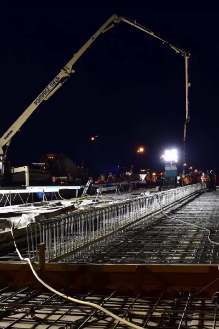 Macdonald-Cartier Bridge Renovation in Ottawa, Ontario, an example of Pomerleau's expertise in bridge and infrastructure restoration
